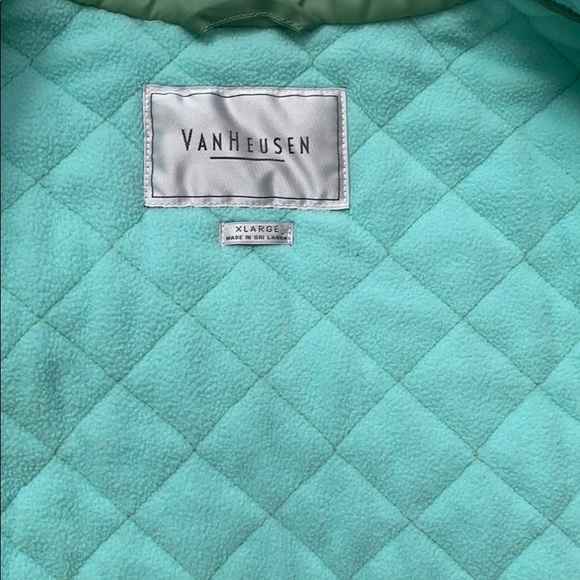 Van Heusen Green Puffer Vest - Picture 3 of 7